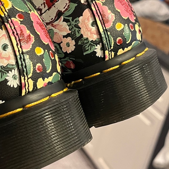 Dr.Martens 1460 Pascal 90's Retro Style Floral/Leather Mash Up Boots - Picture 5 of 17